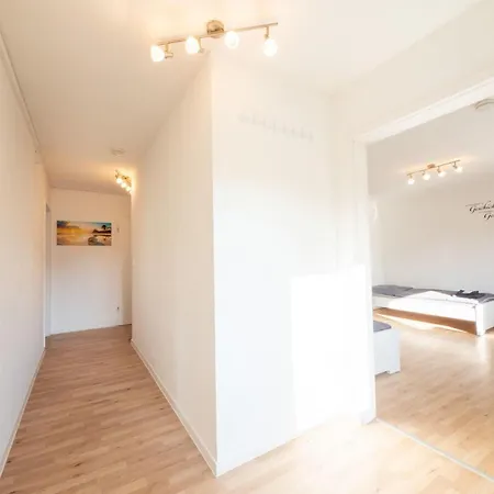 Monteurwohnung-fuer-7-personen-1-og-7-betten-in-schwarzenbek-skge0903 * シュヴァルツェンベーク