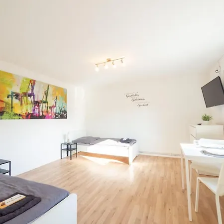 Monteurwohnung Fuer 7 Personen - 1.og, 7 Betten In - Skge0903 Lägenhet *